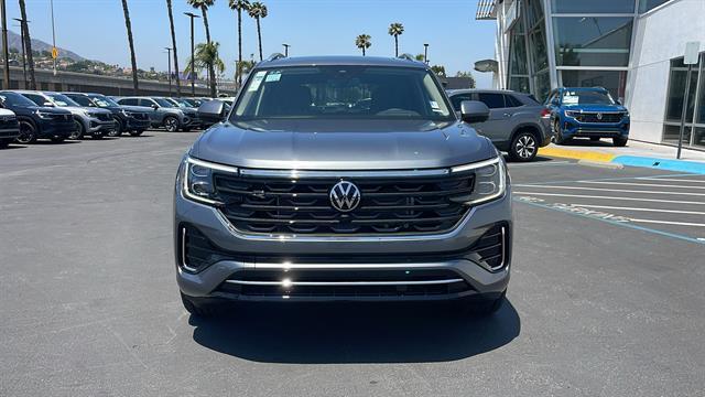 new 2025 Volkswagen Atlas car, priced at $48,984