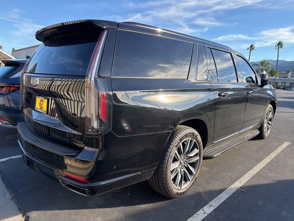 used 2022 Cadillac Escalade ESV car, priced at $72,468