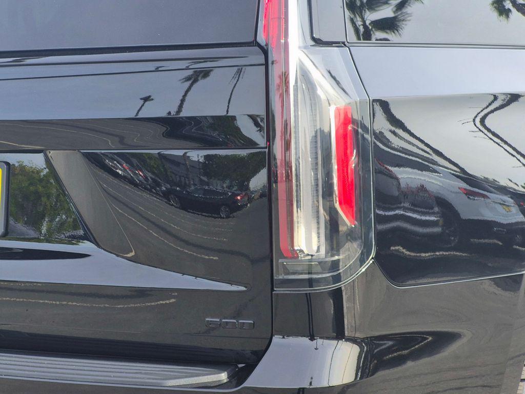 used 2022 Cadillac Escalade ESV car, priced at $70,898