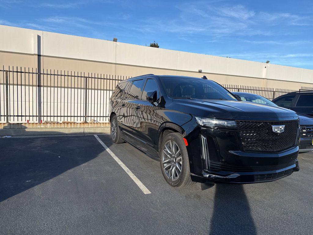 used 2022 Cadillac Escalade ESV car, priced at $72,468