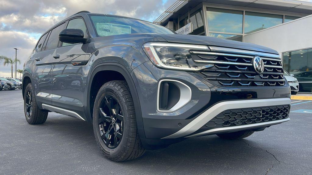 new 2026 Volkswagen Atlas car, priced at $48,817