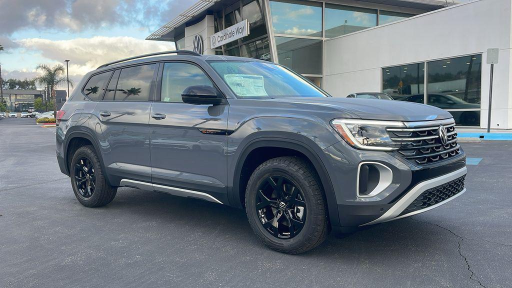 new 2026 Volkswagen Atlas car, priced at $48,817