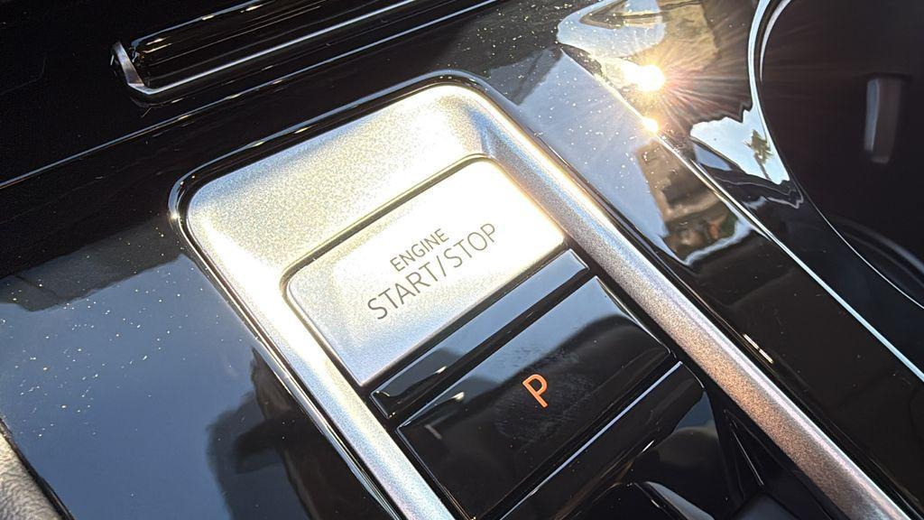 new 2026 Volkswagen Atlas car, priced at $46,148