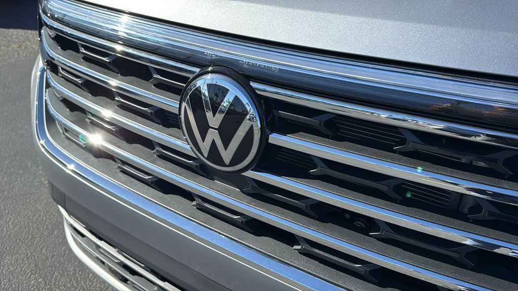 new 2026 Volkswagen Atlas car, priced at $46,148