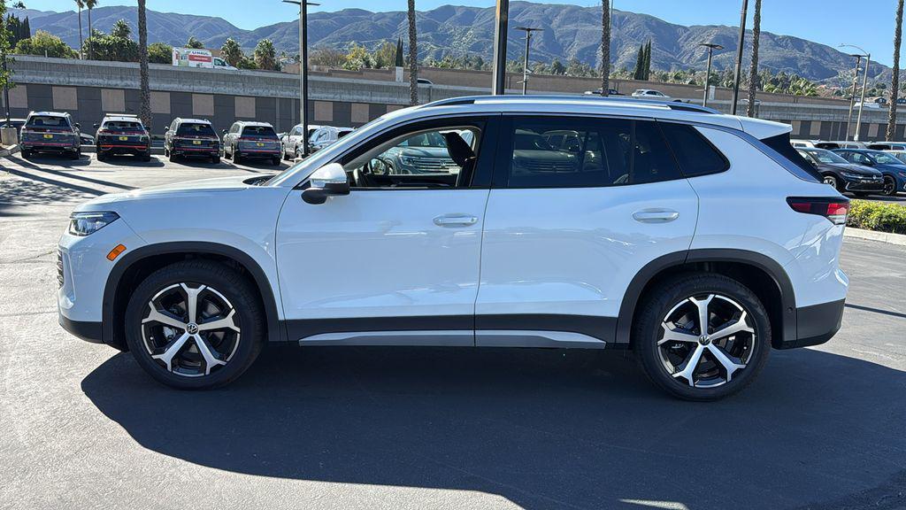new 2026 Volkswagen Tiguan car, priced at $34,292