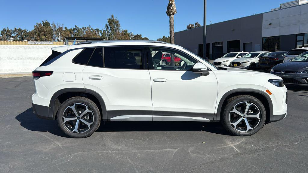new 2026 Volkswagen Tiguan car, priced at $34,292