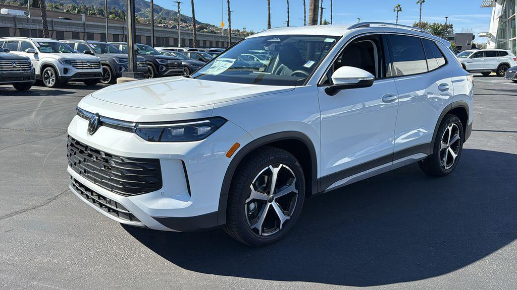 new 2026 Volkswagen Tiguan car, priced at $34,292