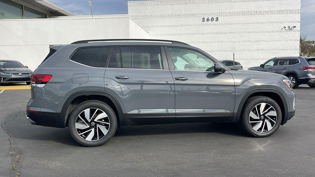 new 2026 Volkswagen Atlas car, priced at $44,682