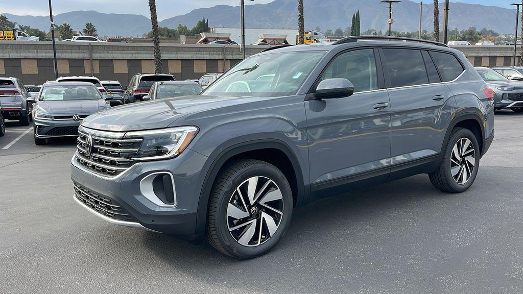 new 2026 Volkswagen Atlas car, priced at $44,682