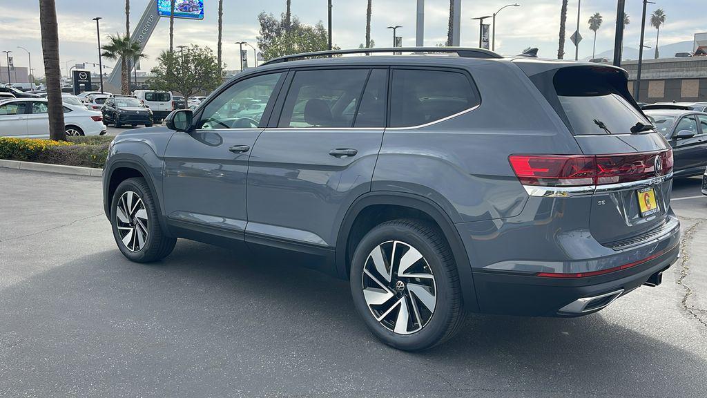 new 2026 Volkswagen Atlas car, priced at $44,682