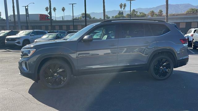 new 2026 Volkswagen Atlas car, priced at $43,833