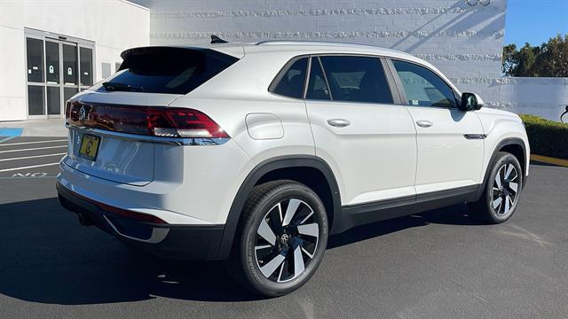 new 2026 Volkswagen Atlas Cross Sport car, priced at $42,617