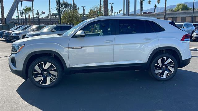 new 2026 Volkswagen Atlas Cross Sport car, priced at $42,617