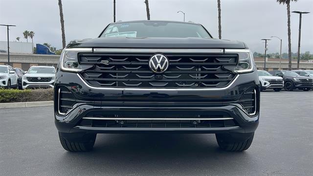 new 2025 Volkswagen Atlas car, priced at $48,289