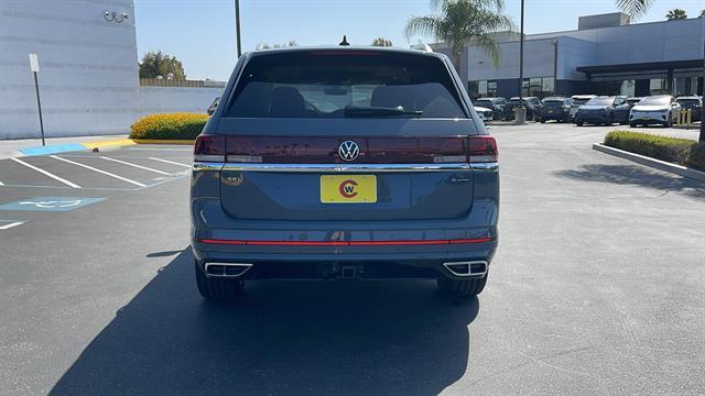 new 2025 Volkswagen Atlas car, priced at $49,424