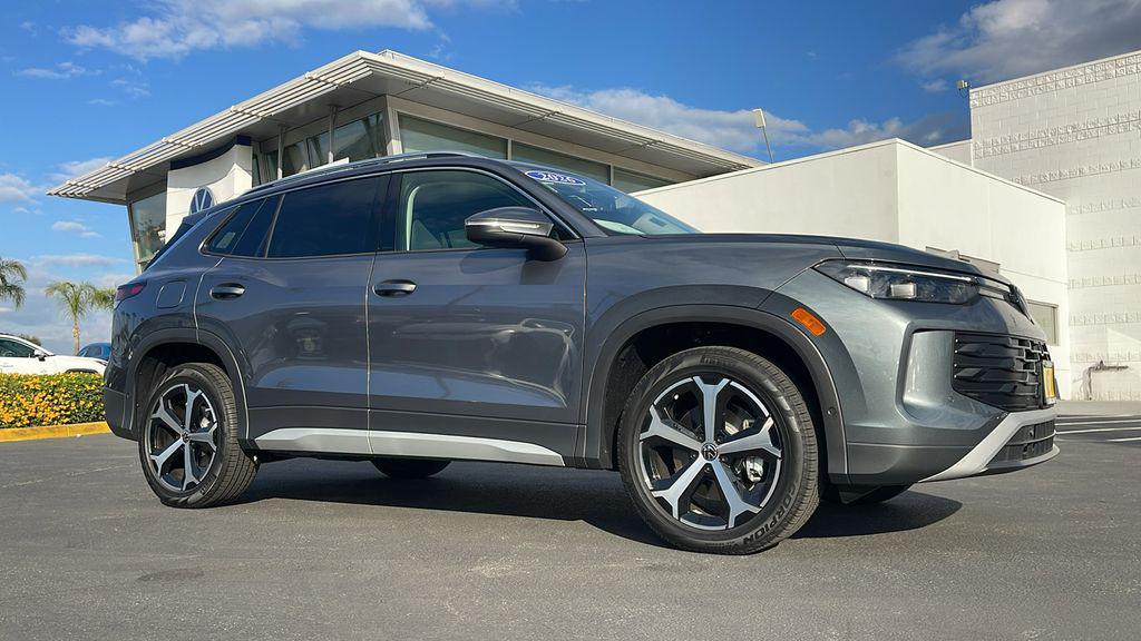 new 2026 Volkswagen Tiguan car, priced at $36,087