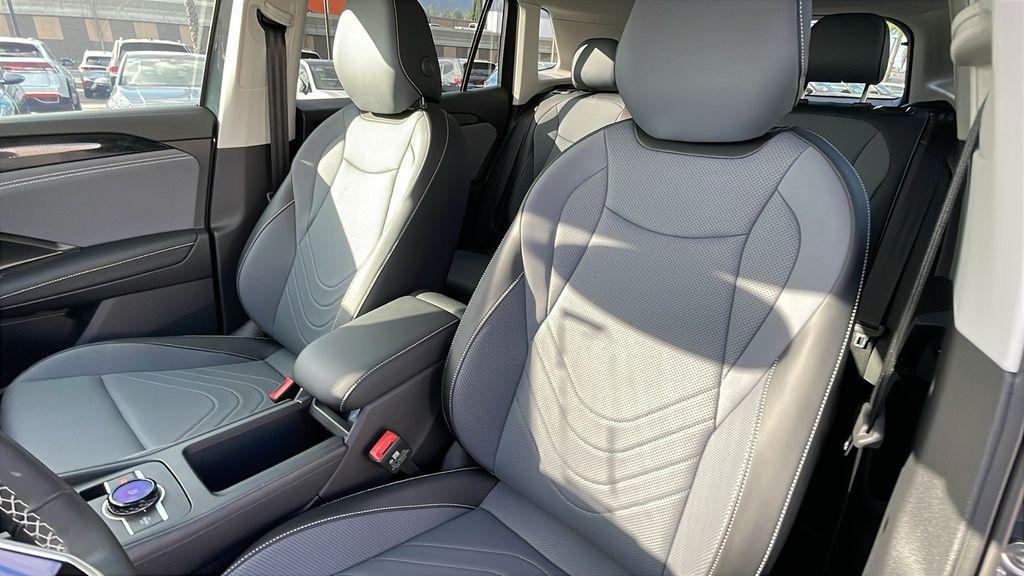 new 2026 Volkswagen Tiguan car, priced at $36,087