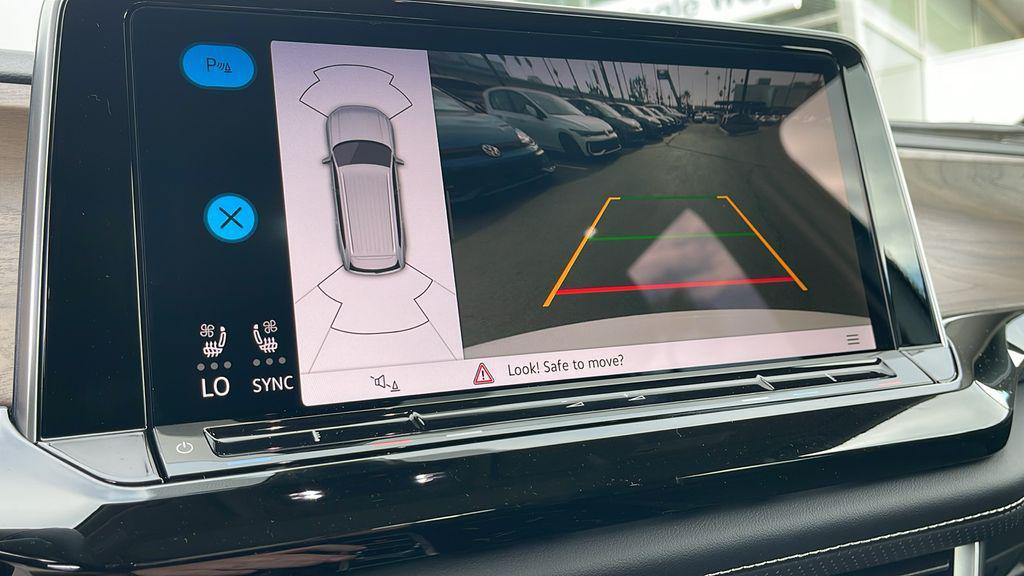 new 2026 Volkswagen Atlas car, priced at $45,617