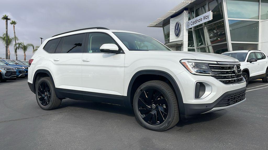 new 2026 Volkswagen Atlas car, priced at $45,617