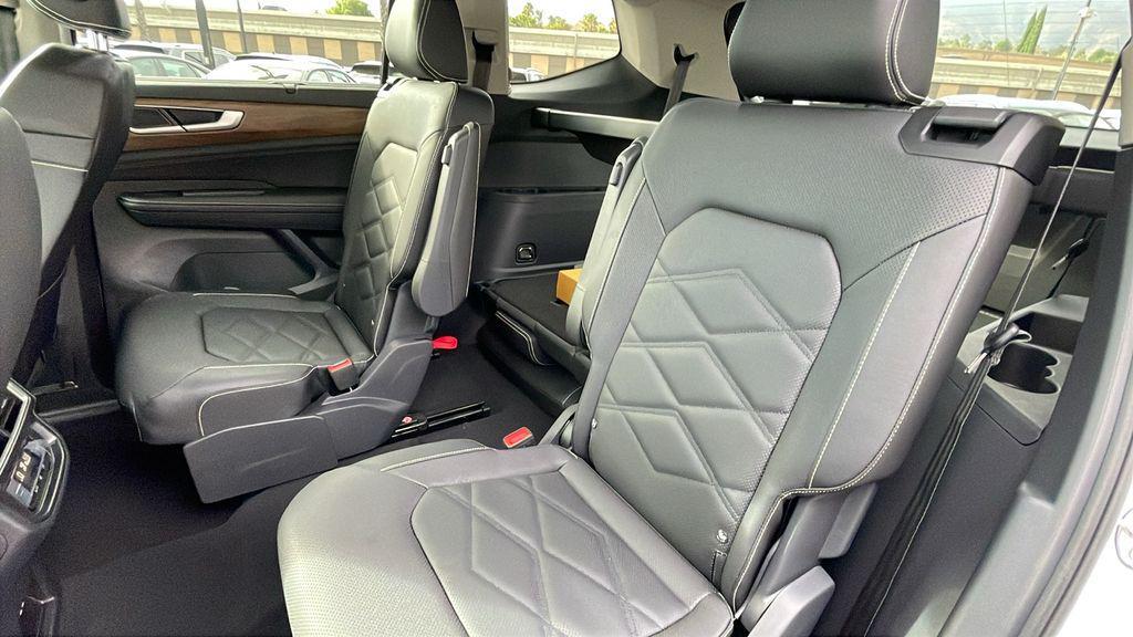 new 2026 Volkswagen Atlas car, priced at $45,617