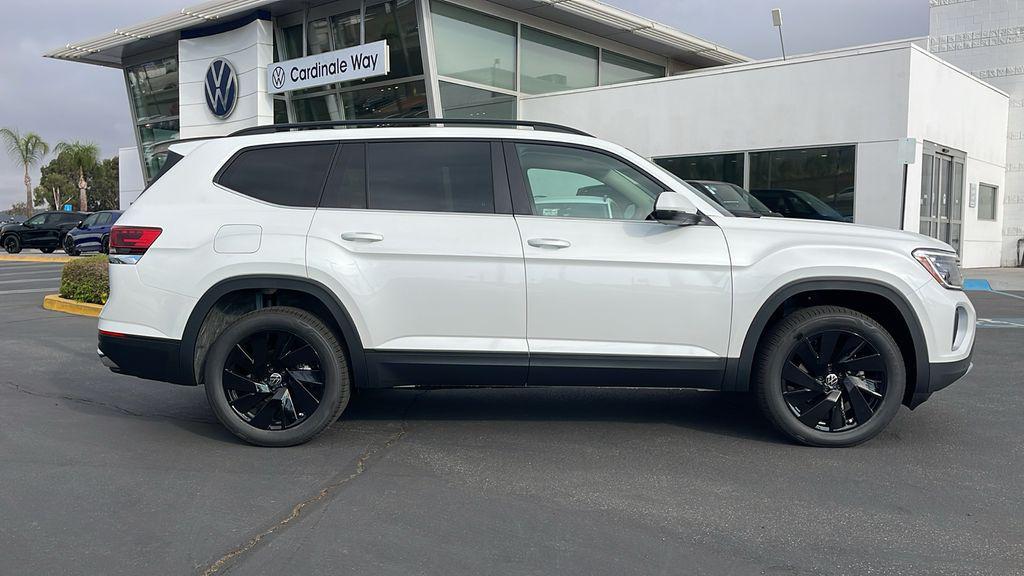 new 2026 Volkswagen Atlas car, priced at $45,617