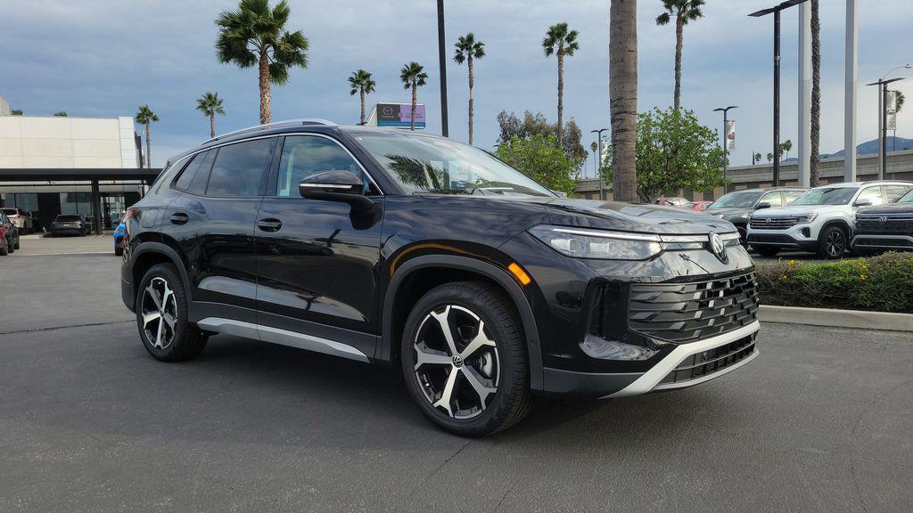 new 2026 Volkswagen Tiguan car, priced at $35,492