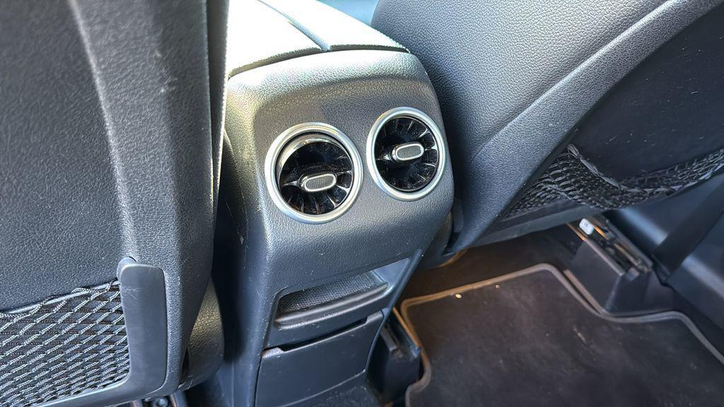 used 2021 Mercedes-Benz GLB 250 car, priced at $20,448