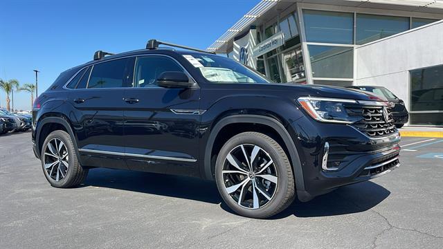 new 2026 Volkswagen Atlas Cross Sport car, priced at $53,601