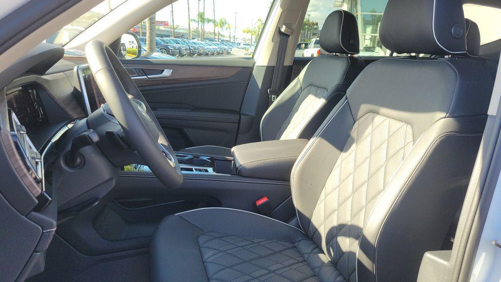 new 2026 Volkswagen Atlas car, priced at $55,304