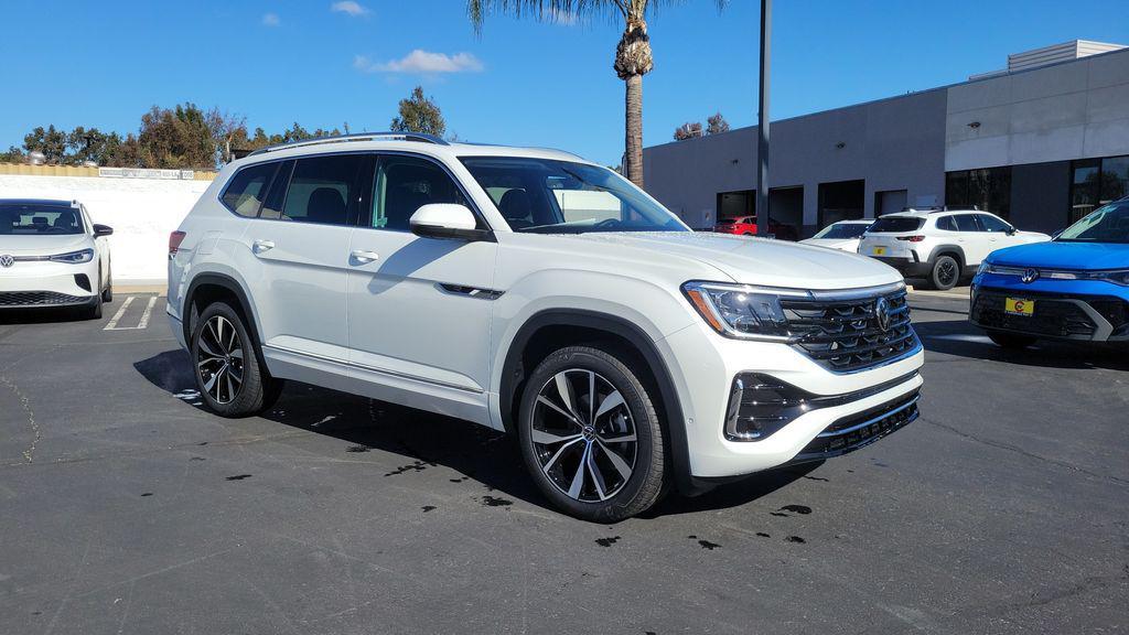 new 2026 Volkswagen Atlas car, priced at $55,304
