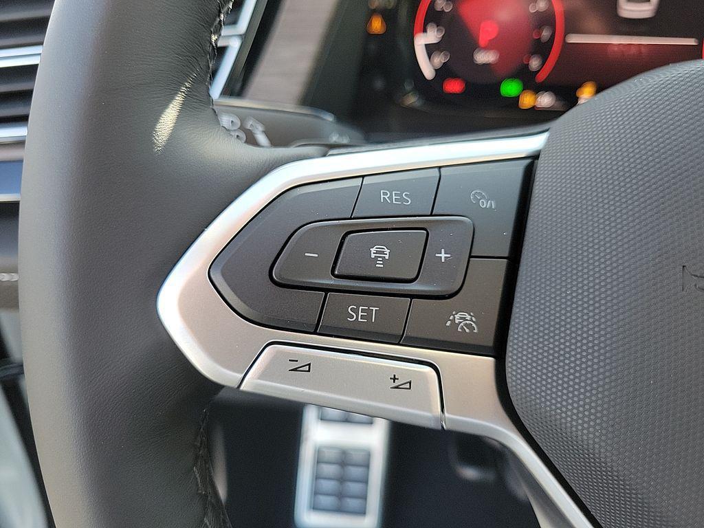 new 2026 Volkswagen Atlas car, priced at $55,304