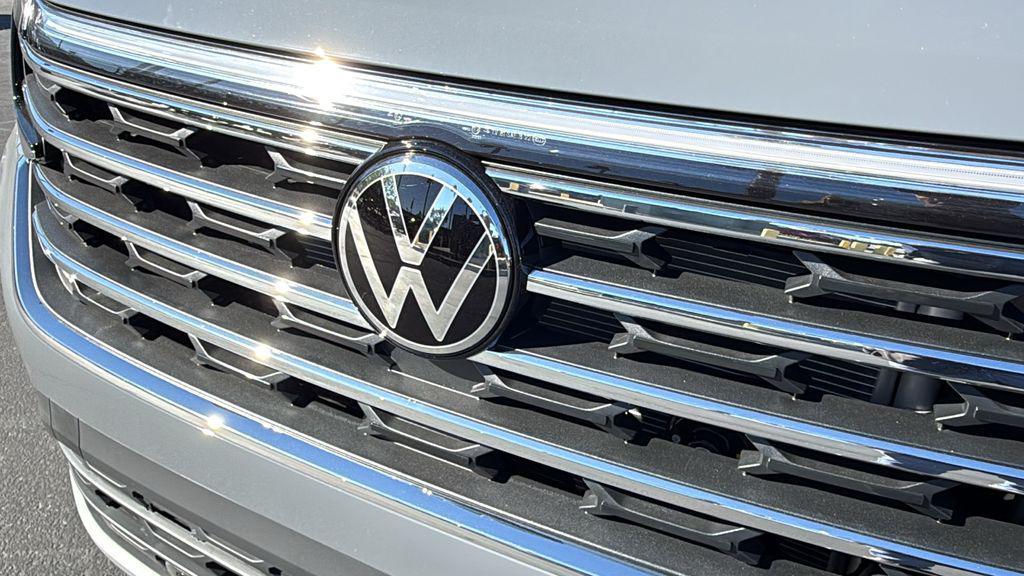 new 2026 Volkswagen Atlas car, priced at $46,148