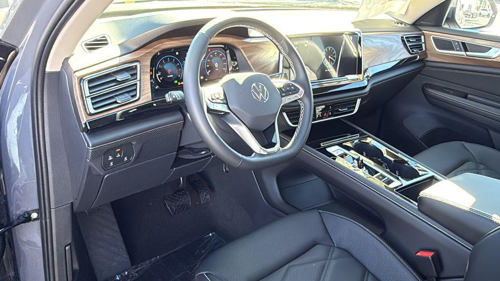 new 2026 Volkswagen Atlas car, priced at $46,148