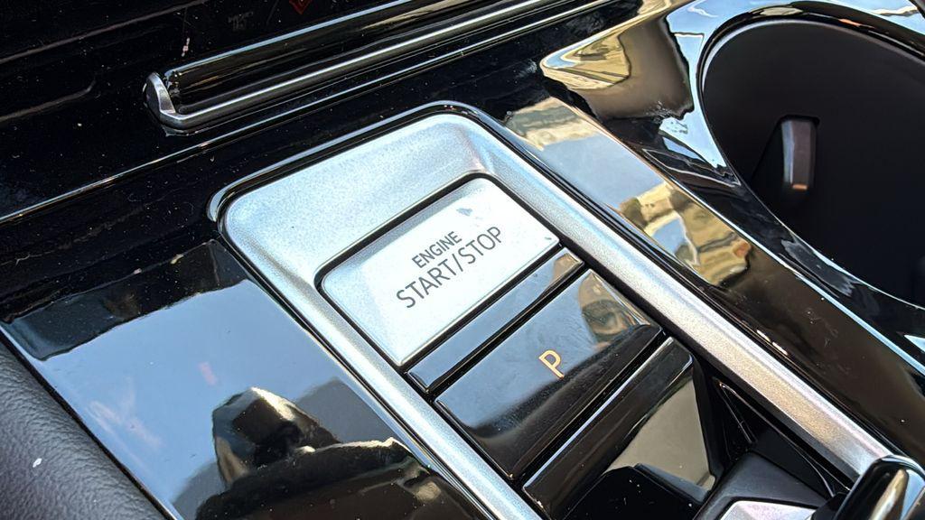 new 2026 Volkswagen Atlas car, priced at $46,148