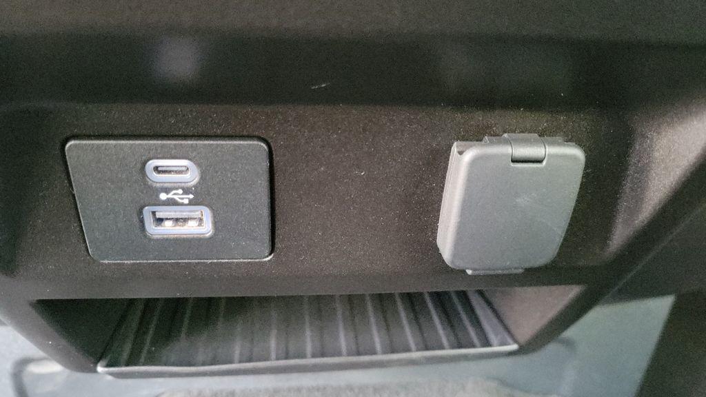 used 2022 Ford F-250 car, priced at $46,998