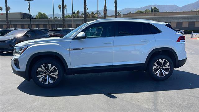 new 2026 Volkswagen Atlas Cross Sport car, priced at $37,831