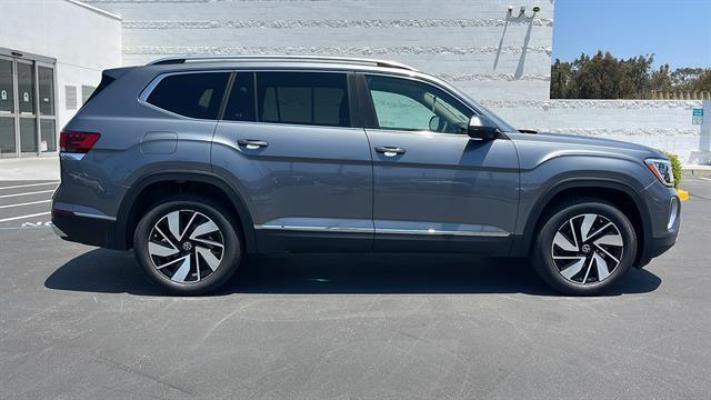 new 2025 Volkswagen Atlas car, priced at $43,269