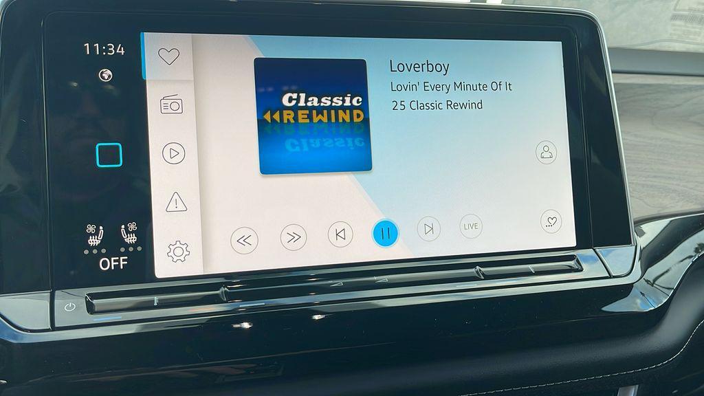 new 2026 Volkswagen Atlas car, priced at $38,962