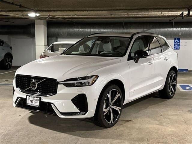 new 2025 Volvo XC60 car, priced at $60,635