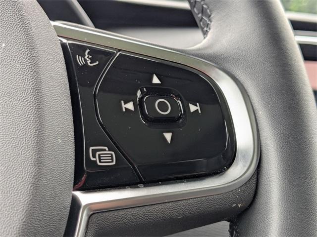 new 2024 Volvo XC90 car, priced at $49,990