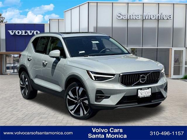 new 2024 Volvo XC40 car, priced at $42,674