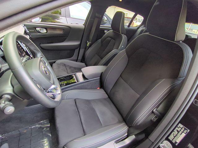 used 2023 Volvo C40 Recharge Pure Electric car, priced at $32,007