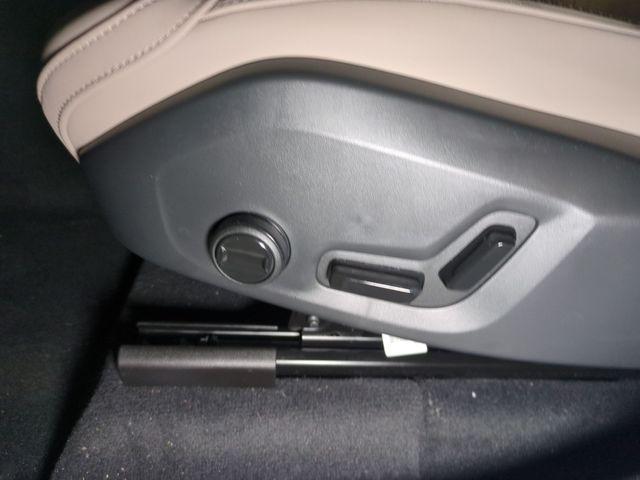 new 2026 Volvo XC60 car, priced at $51,985