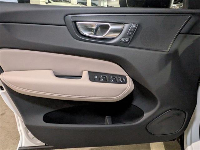 new 2026 Volvo XC60 car, priced at $58,105
