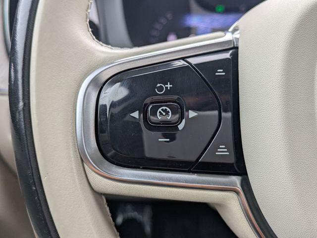 used 2023 Volvo XC60 car, priced at $33,344