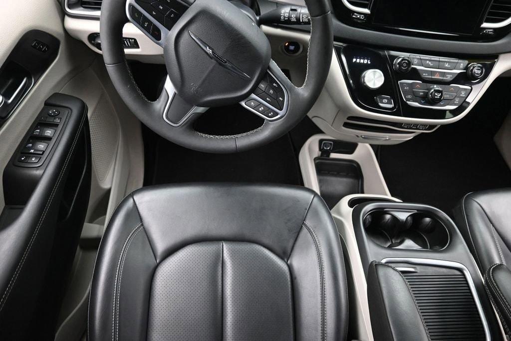 used 2023 Chrysler Pacifica car, priced at $24,133