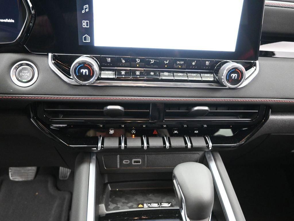 new 2026 Chevrolet Colorado car, priced at $44,224