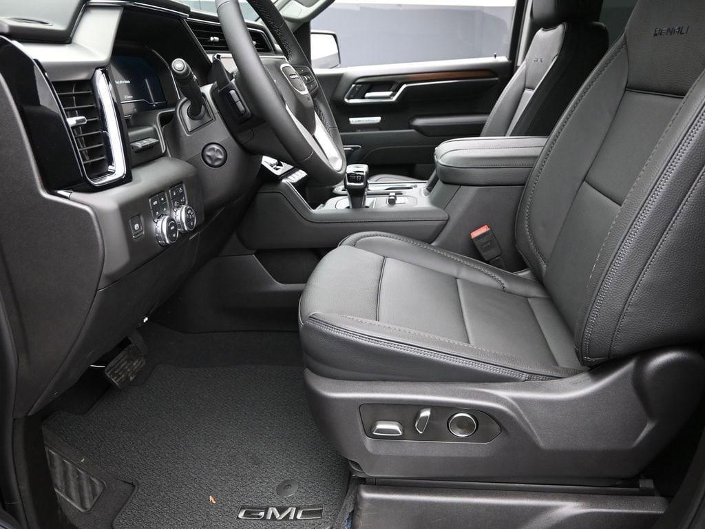 used 2025 GMC Sierra 1500 car, priced at $57,298