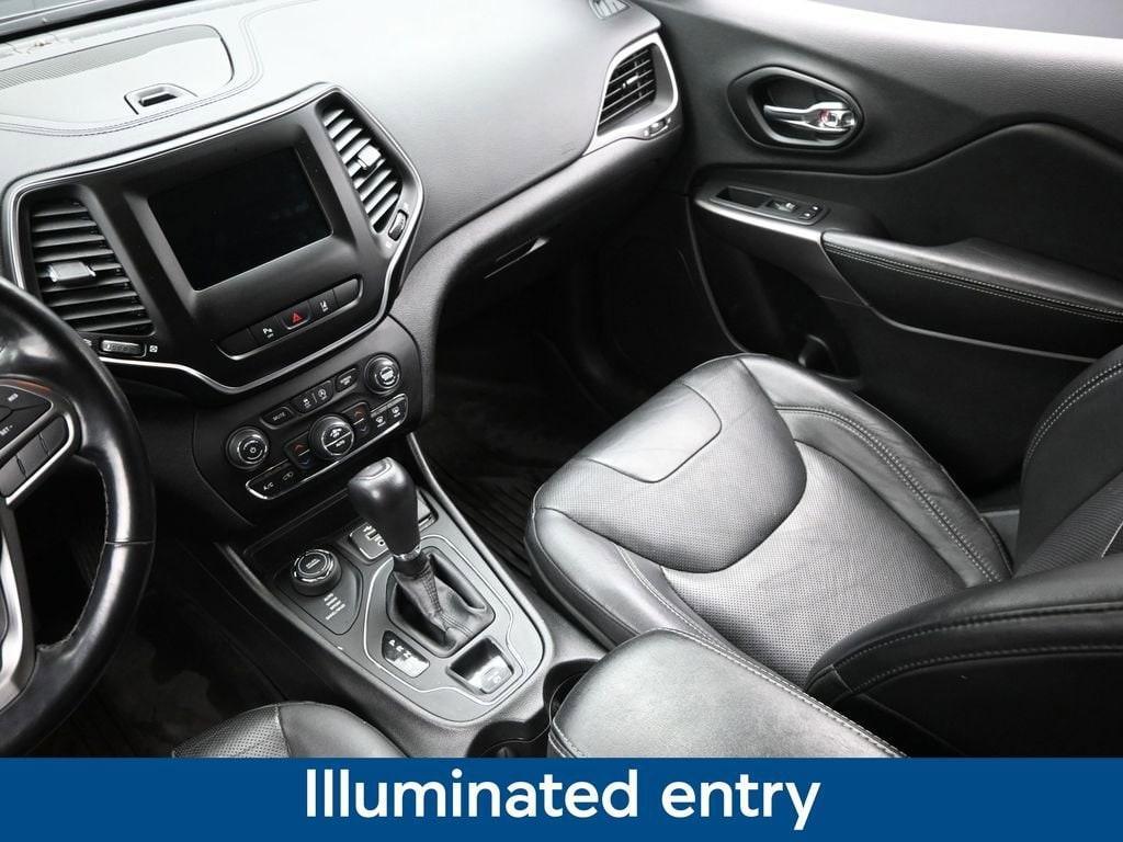 used 2020 Jeep Cherokee car, priced at $16,998