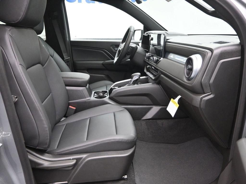 new 2026 Chevrolet Colorado car, priced at $43,325